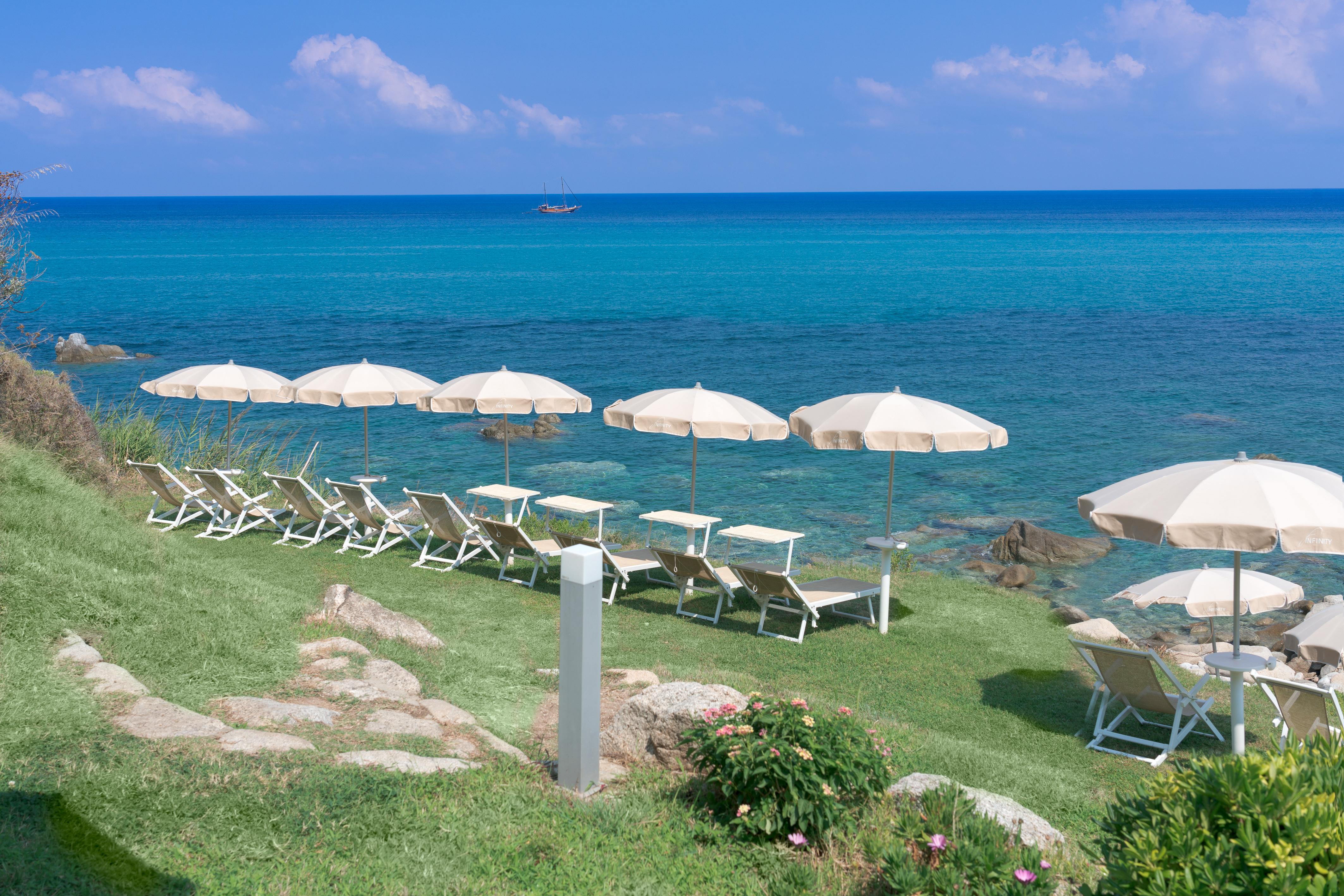 Infinity Resort Tropea Parghelia Esterno foto