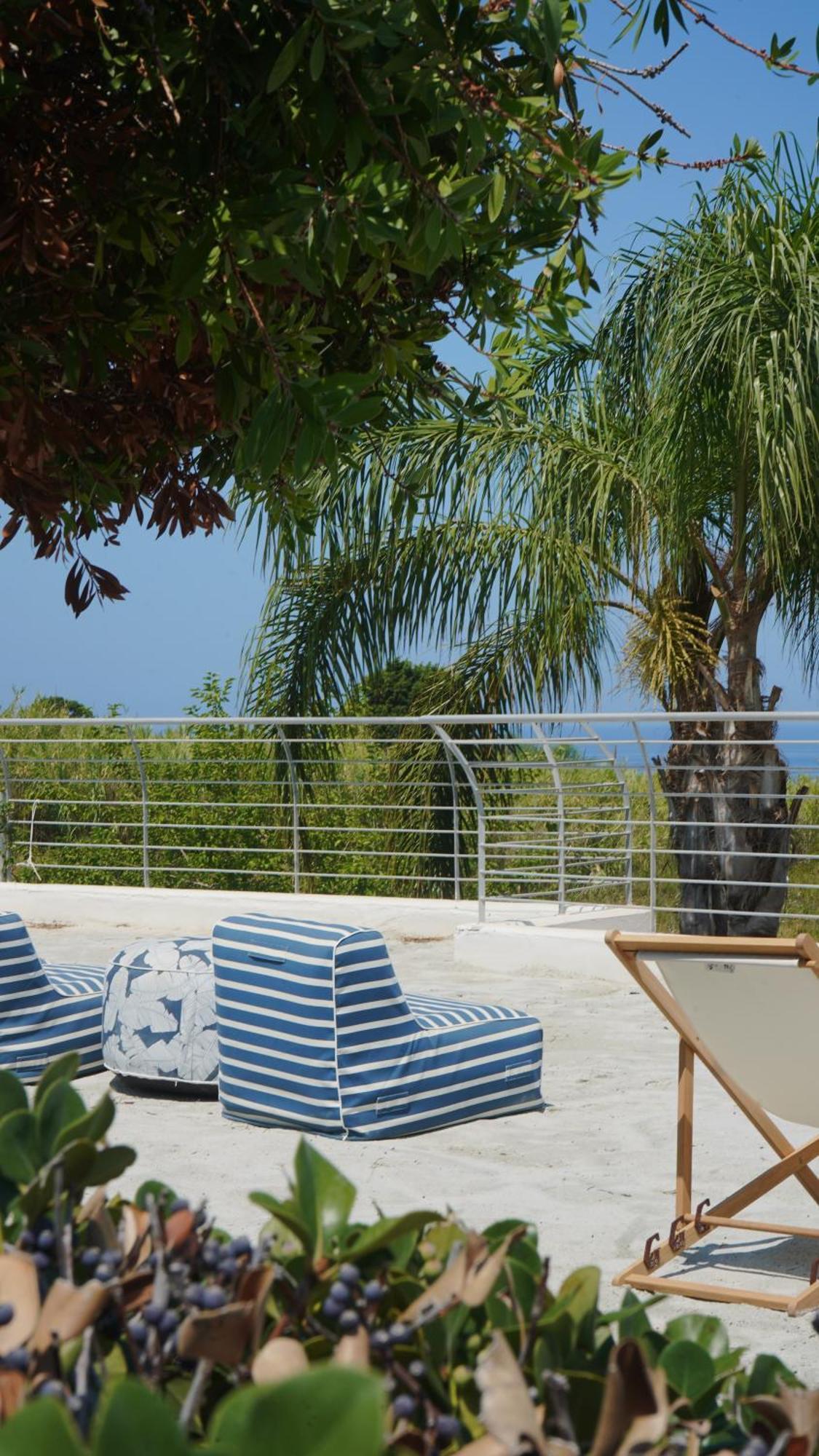 Infinity Resort Tropea Parghelia Esterno foto
