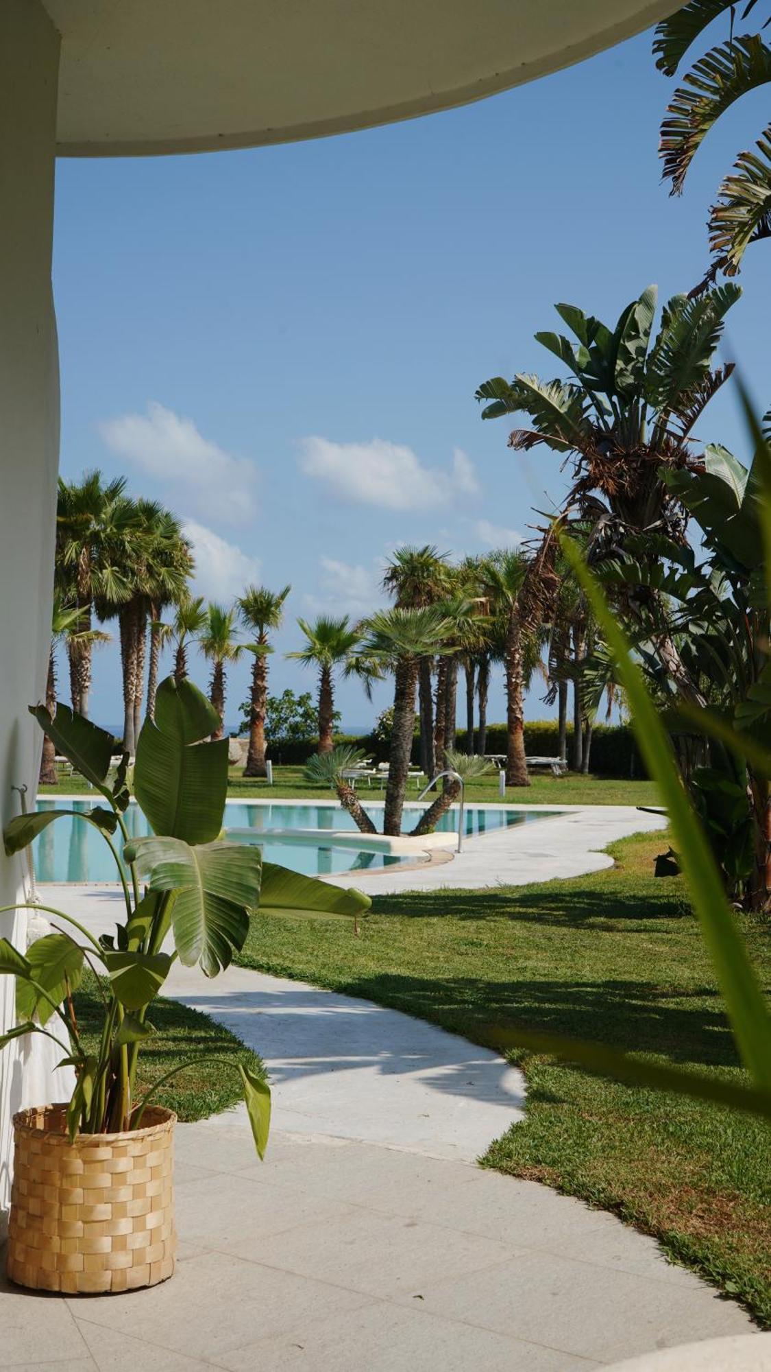 Infinity Resort Tropea Parghelia Esterno foto