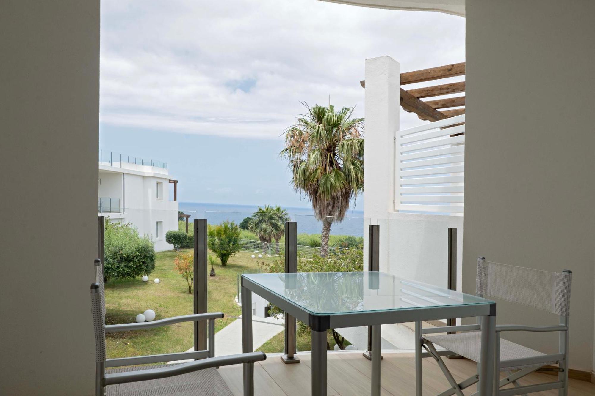 Infinity Resort Tropea Parghelia Esterno foto
