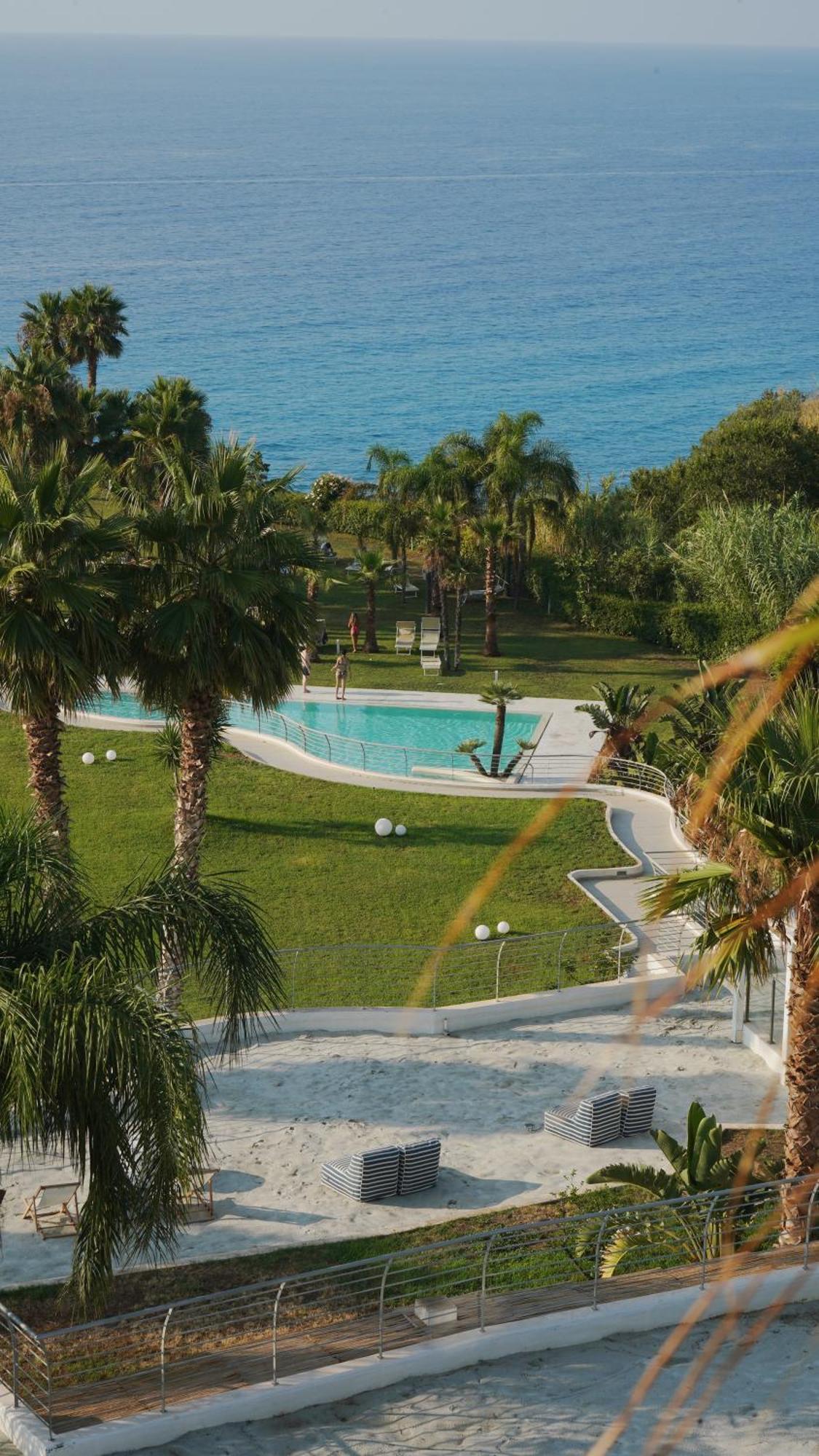 Infinity Resort Tropea Parghelia Esterno foto